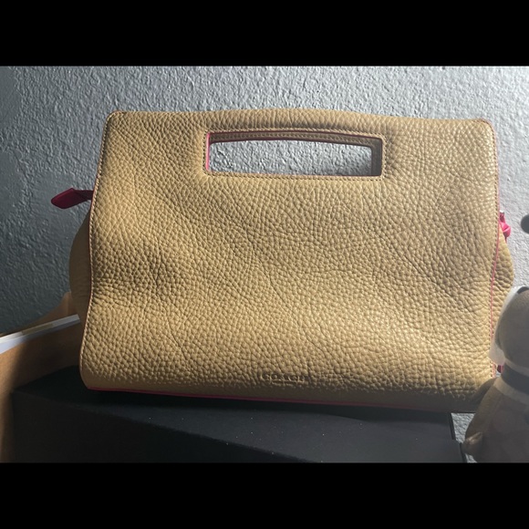 coach pouch - Picture 2 of 7